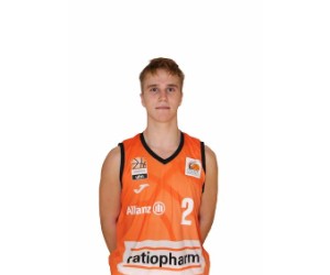 Linus Stoll basketball player photo 3