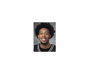 Logan Woods basketball player - SF
