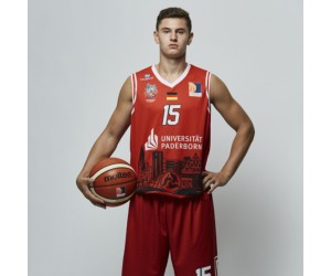 Luca Finn Kahl basketball player - PG