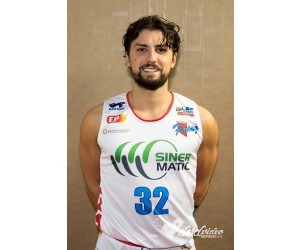 Luca Montanari basketball player - PG