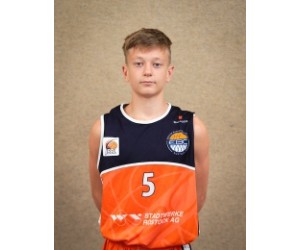 Luca Wolff basketball player - PG