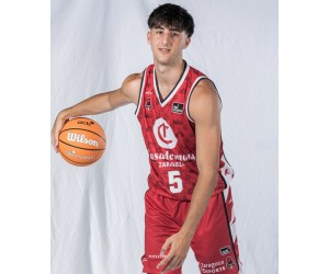 Lucas Langarita Hernandez basketball player photo 2
