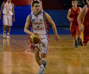 Lucas Reyes basketball player - PG