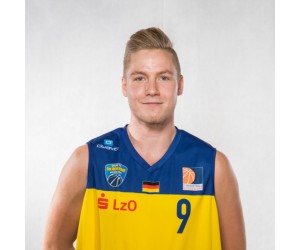 Lucien Schmikale basketball player - SF