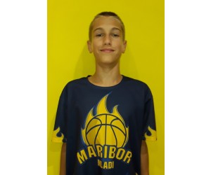 Luka Weldt basketball player
