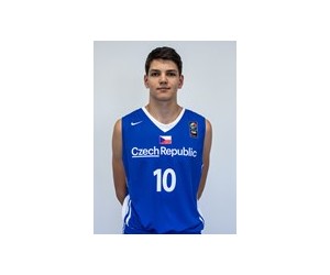 Lukas Charvat basketball player - PF/SF