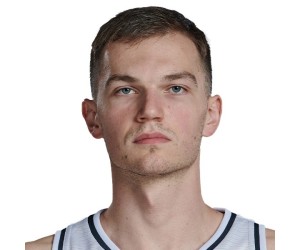Maksim Salash basketball player photo 3