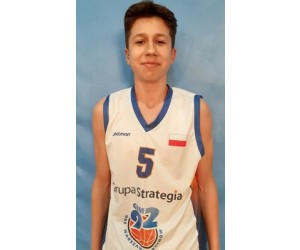 Maksymilian Ciuhak basketball player - PG/SG