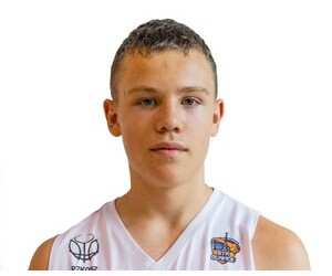 Maksymilian Kacperak basketball player - SG/SF