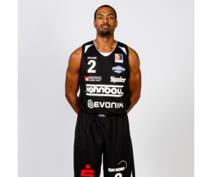 Malcolm Riley basketball player photo 1