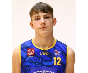 Marcel Ciecharowski basketball player - SF