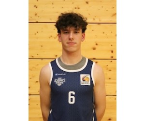 Marco Schneider basketball player - PG