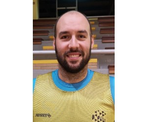 Mario Cabanas  Fidalgo basketball player - C