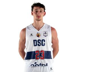 Mateo Mac basketball player
