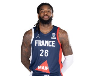 Mathias Lessort basketball player photo 4