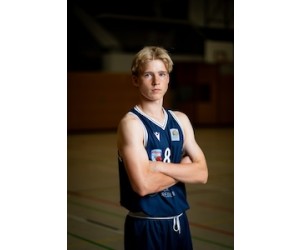 Mats Mager basketball player