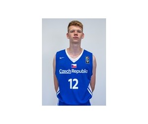 Matyas Vrabel basketball player - PF/C