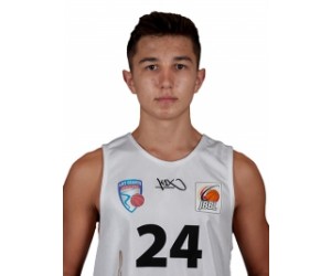 Max Adamczyk basketball player photo 1