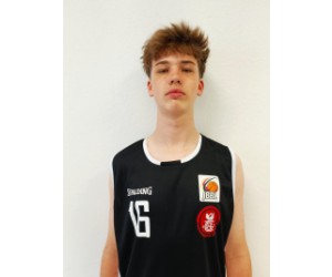 Max Neumann basketball player