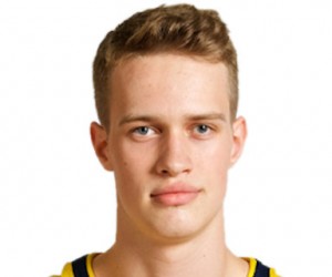 Max Stolzel basketball player - F