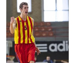 Maxim Esteban Calvo basketball player - SF