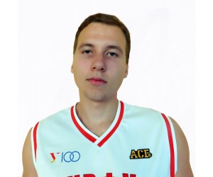 Maxim Karpenko basketball player photo 2