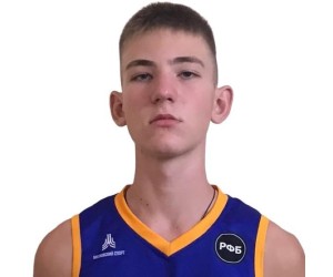 Maxim Topyrik basketball player photo 2
