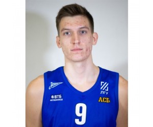 Maxim Yakushevskiy basketball player photo 2