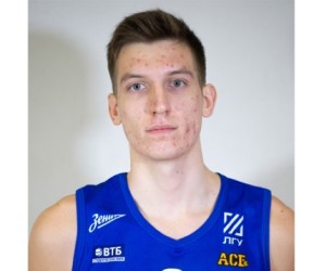 Maxim Yakushevskiy basketball player photo 3