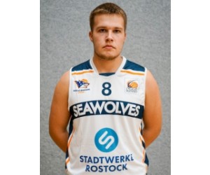 Maximilian Eckloff basketball player photo 2