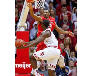 Michael Bradley basketball player photo 1
