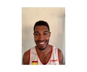 Miguel Young Mediero basketball player - F