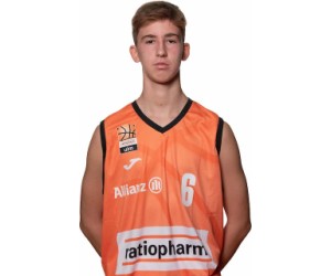 Mika Ullsperger basketball player photo 2