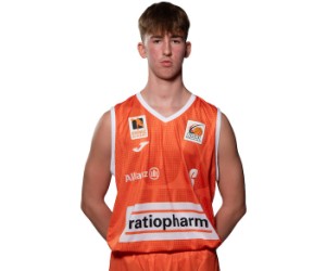 Mika Ullsperger basketball player photo 3