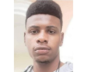 Mike Mukendi Mukendi basketball player - C