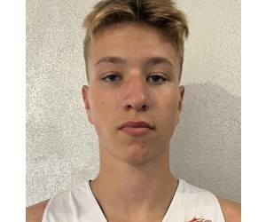 Mikolaj Golmento basketball player - SG/SF