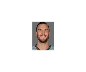 Miles Plumlee basketball player - C