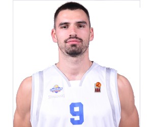 Milic Starovlah basketball player photo 2