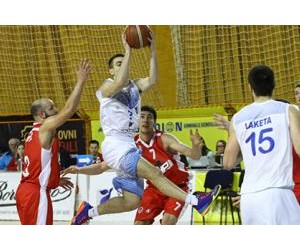 Milos Nikolic basketball player - PG