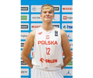 Milosz Kruszka basketball player - C