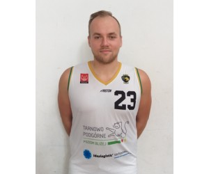 Milosz Sroczynski basketball player photo