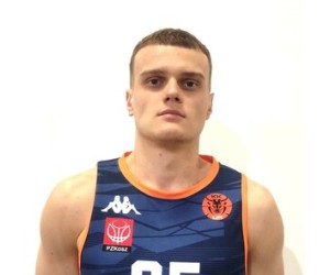 Nazar Ivanyshyn basketball player - SF/SG