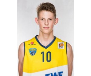 Nick Sander basketball player photo 1