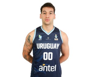 Nicola Pomoli Larraburu basketball player - SF