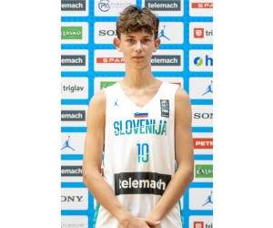 Nik Penca basketball player