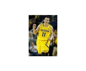 Nik Stauskas basketball player photo 1
