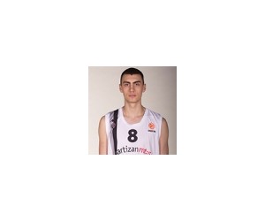 Nikola Milutinov basketball player photo 1