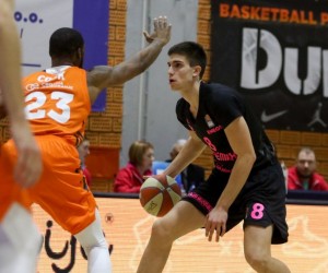Nikola Miskovic basketball player - F