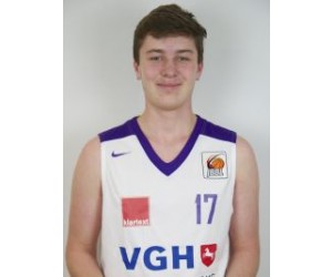 Nikolas Schultz basketball player - C