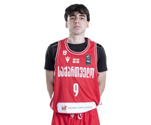Nikolozi Bodaveli basketball player